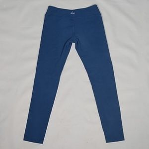 Beyond Yoga Pants - Beyond Yoga midrise leggings size M Beyond Yoga Pants - Beyond Yoga midrise leggings size M